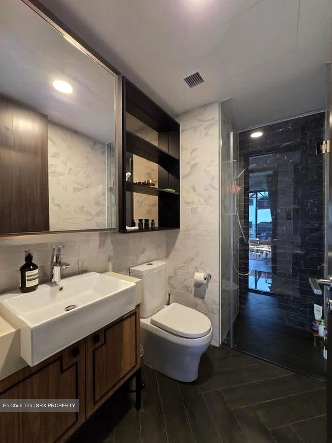 Mayfair Gardens (D21), Condominium #638196111